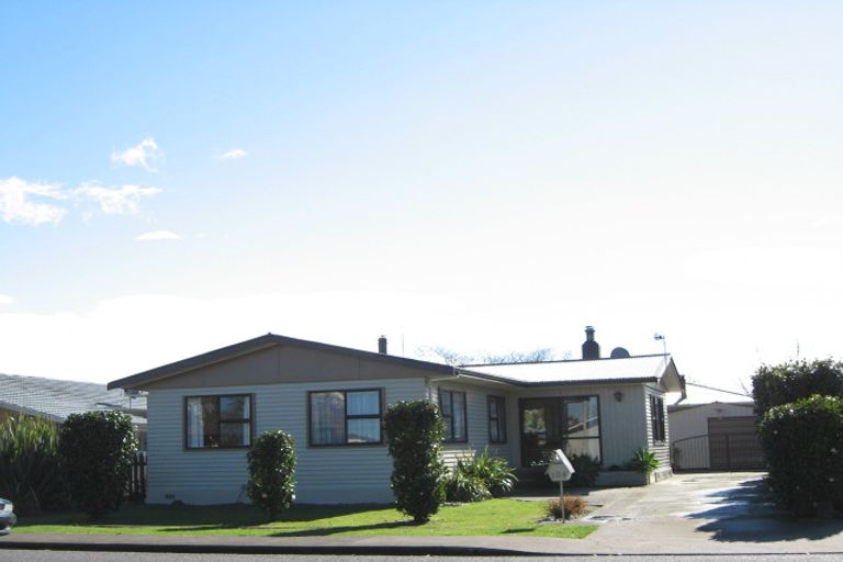 Photo of property in 104a Frimley Avenue, Frimley, Hastings, 4120