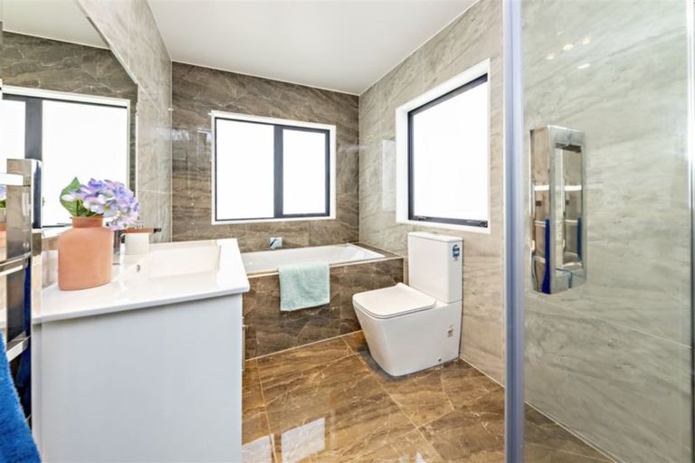 Photo of property in 3 Paripari Street, Flat Bush, Auckland, 2019