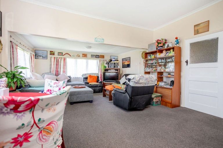 Photo of property in 276 High Street, Dannevirke, 4930