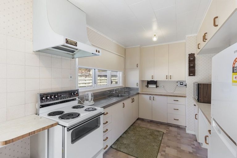 Photo of property in 57 Hine Road, Wainuiomata, Lower Hutt, 5014