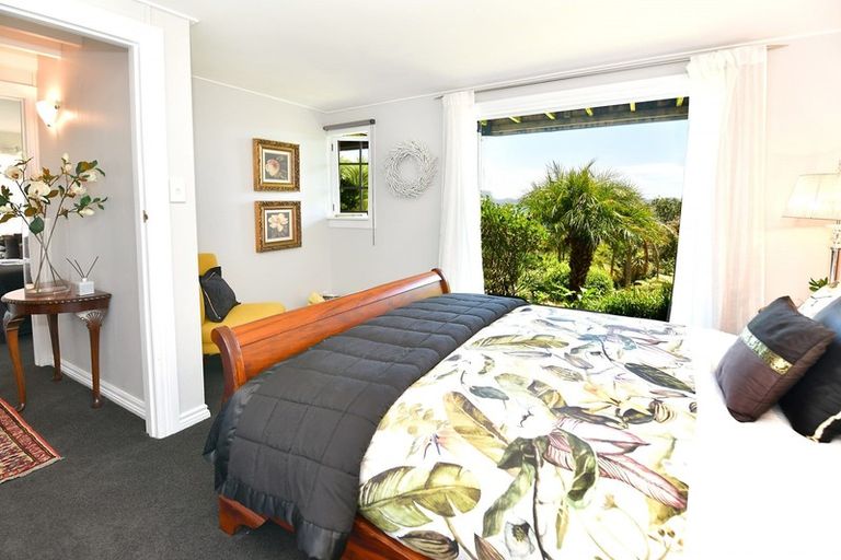 Photo of property in 44 Vipond Road, Stanmore Bay, Whangaparaoa, 0932