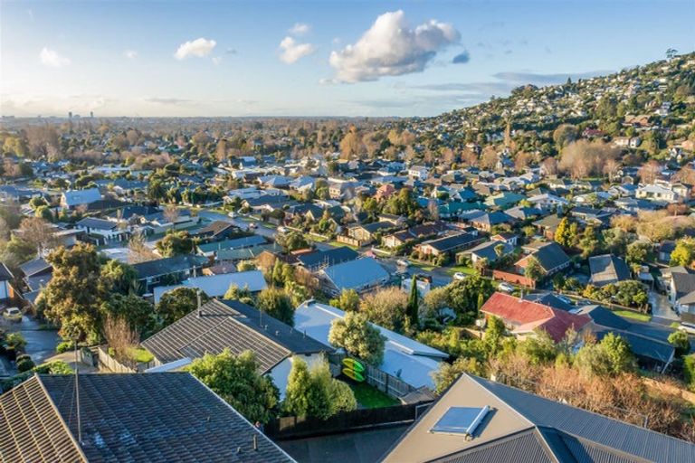 Photo of property in 11 Roseneath Place, Cashmere, Christchurch, 8022