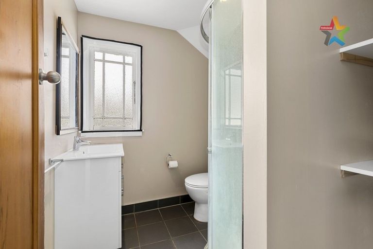 Photo of property in 87 Kings Crescent, Hutt Central, Lower Hutt, 5010