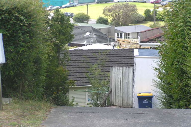 Photo of property in 2/11 Kennedy Avenue, Forrest Hill, Auckland, 0620