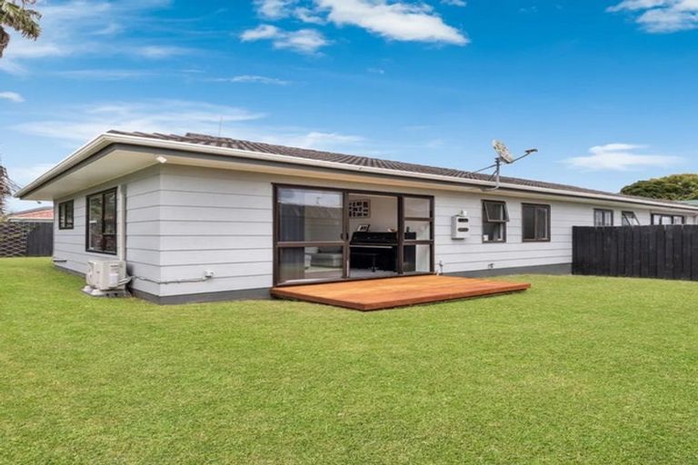 Photo of property in 1/4a Browns Road, Manurewa, Auckland, 2102