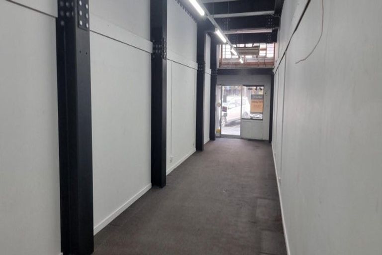 Photo of property in 87 Gladstone Road, Levin, 5571