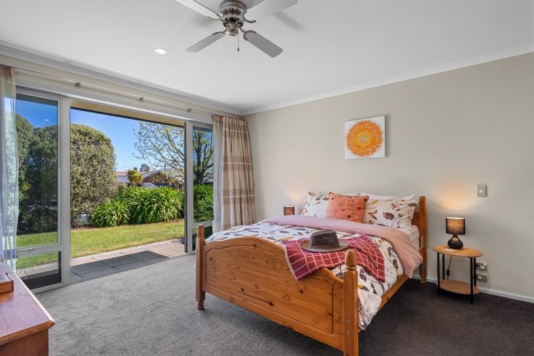 Photo of property in 2 Woodstock Place, Stoke, Nelson, 7011