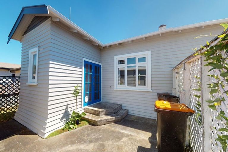 Photo of property in 48 Manson Street, Terrace End, Palmerston North, 4410