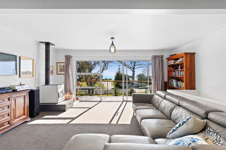 Photo of property in 279 Patons Rock Road, Patons Rock, Takaka, 7182