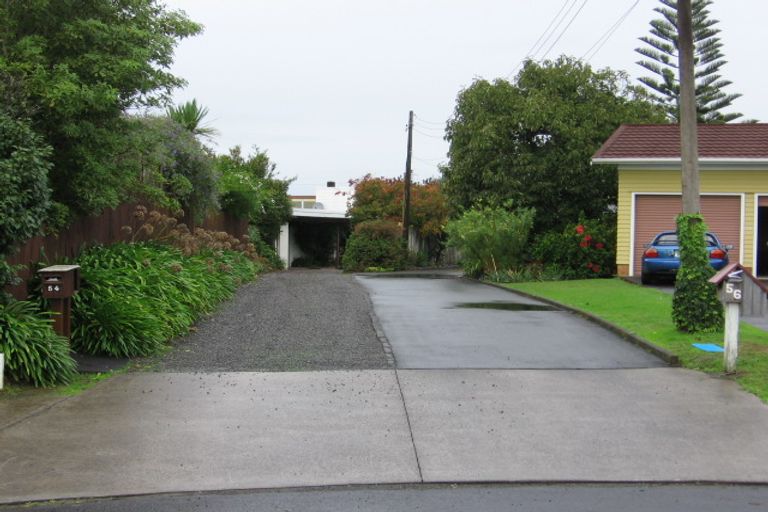 Photo of property in 56 Aurea Avenue, Pakuranga, Auckland, 2010