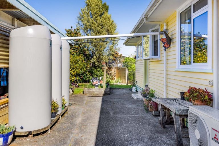 Photo of property in 35 Smith Street, Waverley, 4510