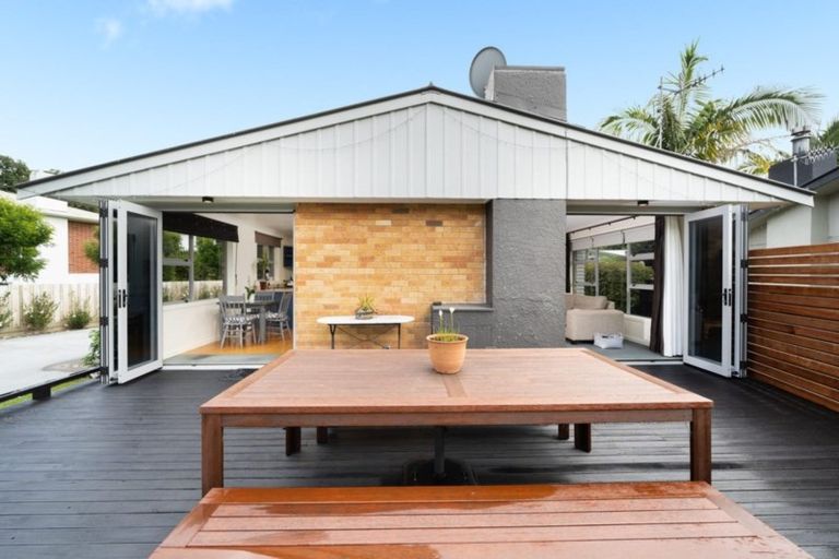 Photo of property in 20 Kiwi Crescent, Tauranga South, Tauranga, 3112