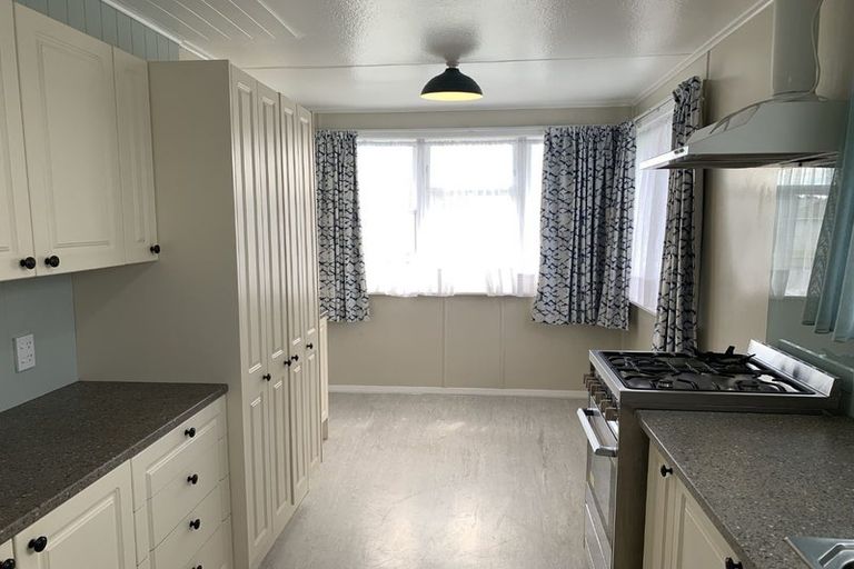 Photo of property in 4 Mahoe Street, Levin, 5510