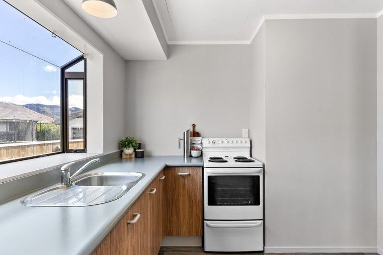 Photo of property in 10 Maclean Street, Wallaceville, Upper Hutt, 5018