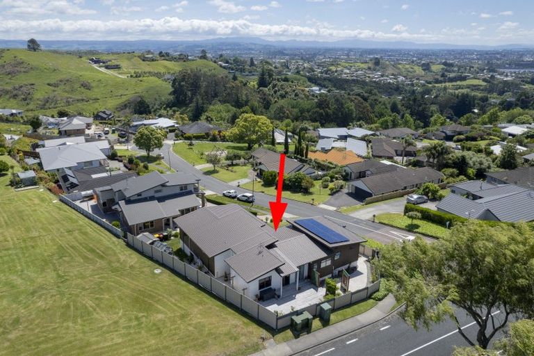 Photo of property in 1 Holcombrooke Lane, Welcome Bay, Tauranga, 3175