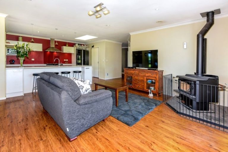 Photo of property in 10 Mchugh Crescent, Darfield, 7510