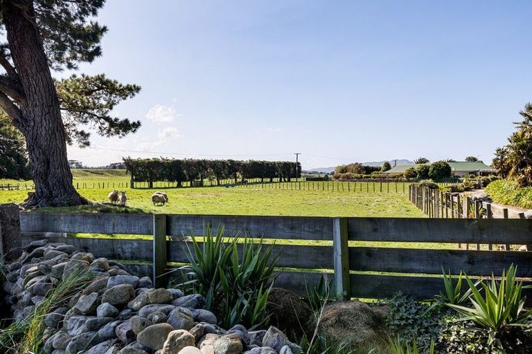 Photo of property in 360 Paierau Road, Opaki, Masterton, 5881