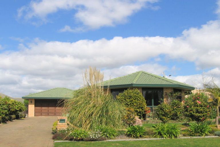 Photo of property in 9 Rosberg Place, Mount Maunganui, 3116