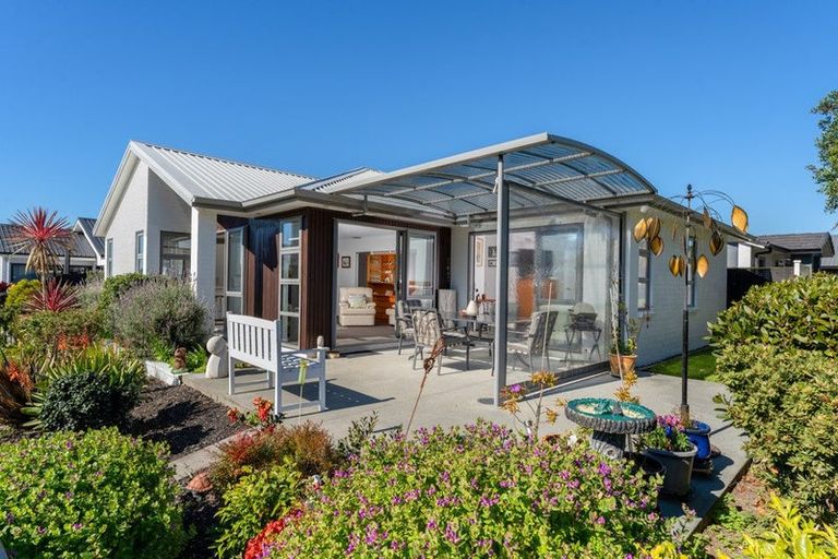Photo of property in 52 Arabella Lane, Snells Beach, 0920