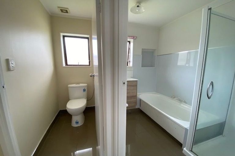 Photo of property in 2/139 Gills Road, Half Moon Bay, Auckland, 2014