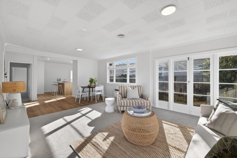 Photo of property in 325 Hills Road, Mairehau, Christchurch, 8013