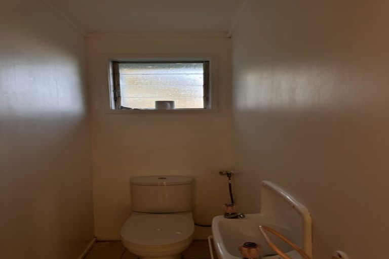 Photo of property in 4 Opal Avenue, Pakuranga, Auckland, 2010