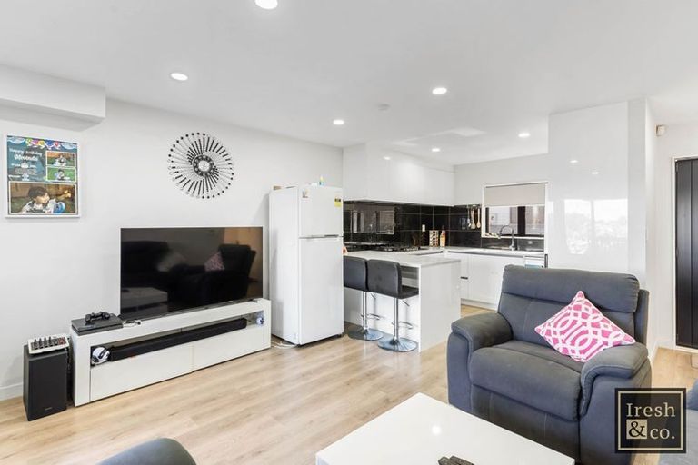 Photo of property in 12 Kohuora Lane, Papatoetoe, Auckland, 2025