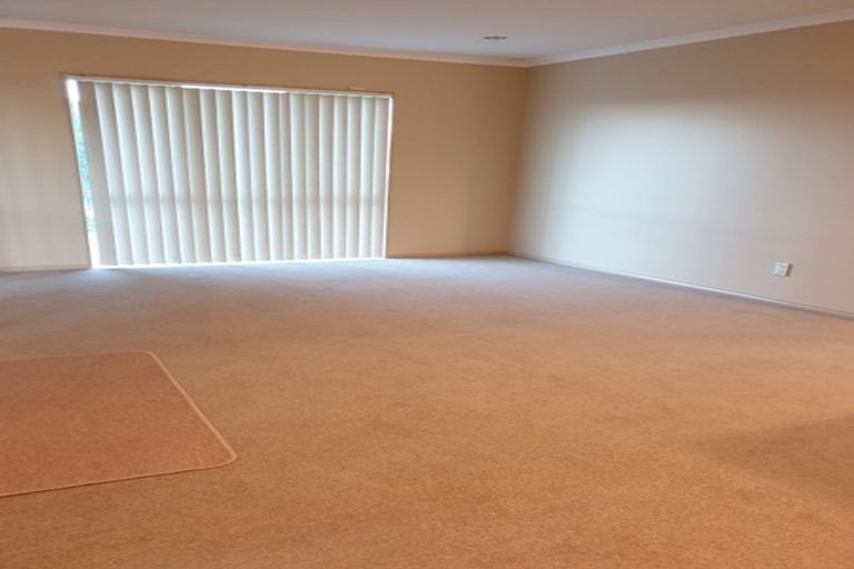 Photo of property in 44 Raphoe Road, Flat Bush, Auckland, 2019