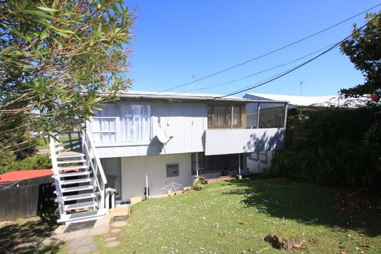 Photo of property in 1/34 Glendale Road, Glen Eden, Auckland, 0602