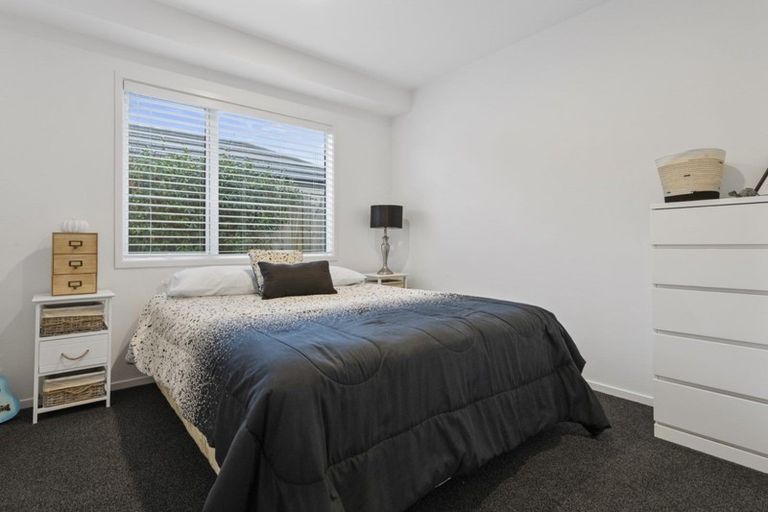 Photo of property in 74 Penetaka Heights, Pyes Pa, Tauranga, 3112