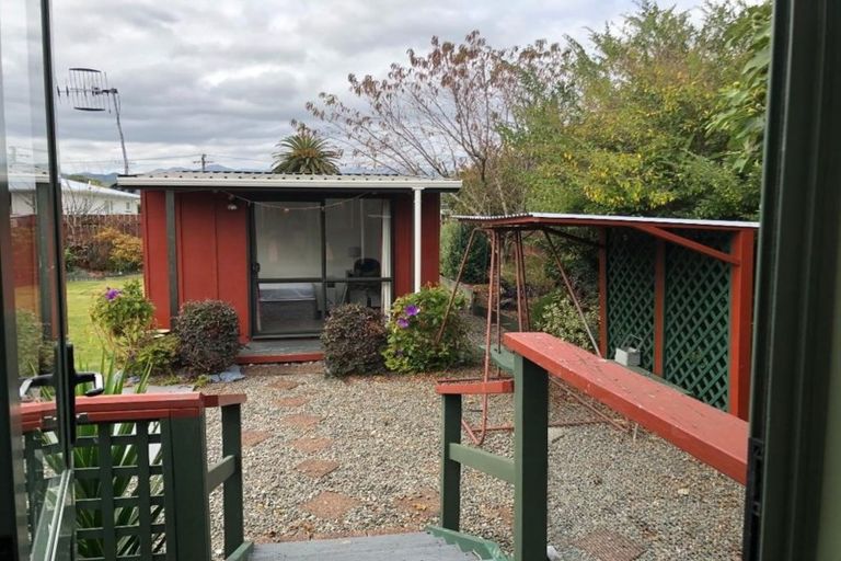 Photo of property in 16 Parker Avenue, Levin, 5510