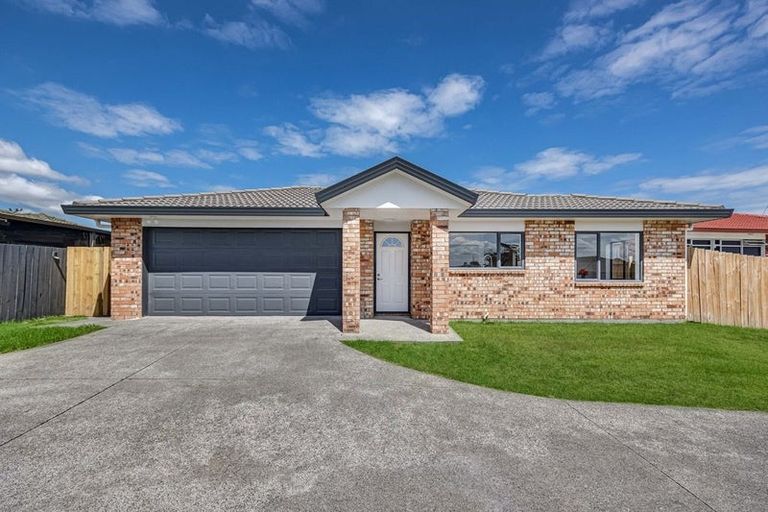 Photo of property in 60 Robert Ross Place, Clendon Park, Auckland, 2103