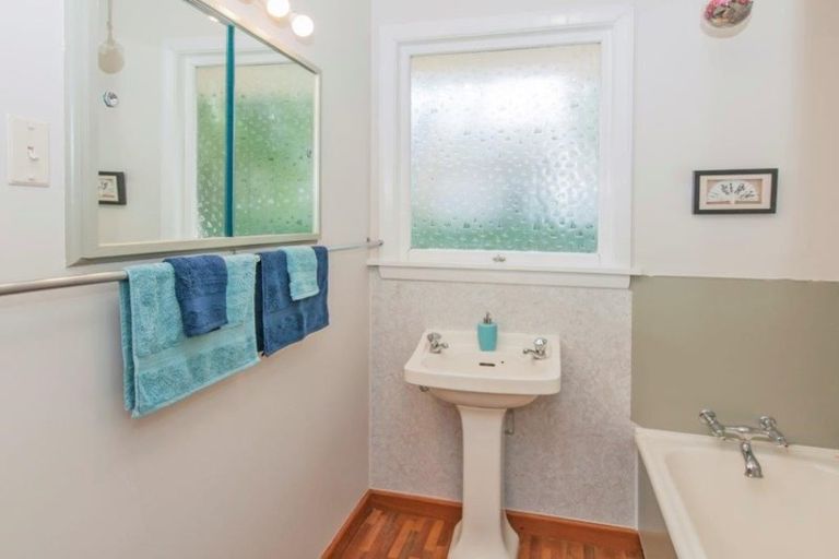 Photo of property in 42 Pennington Street, Leeston, 7632