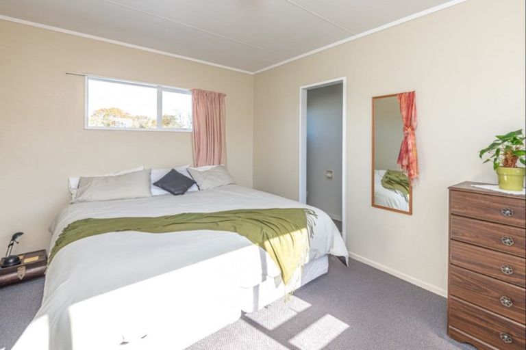 Photo of property in 6 Dickson Crescent, Saint Johns Hill, Whanganui, 4500