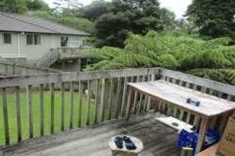 Photo of property in 20 Dovey Place, Massey, Auckland, 0614