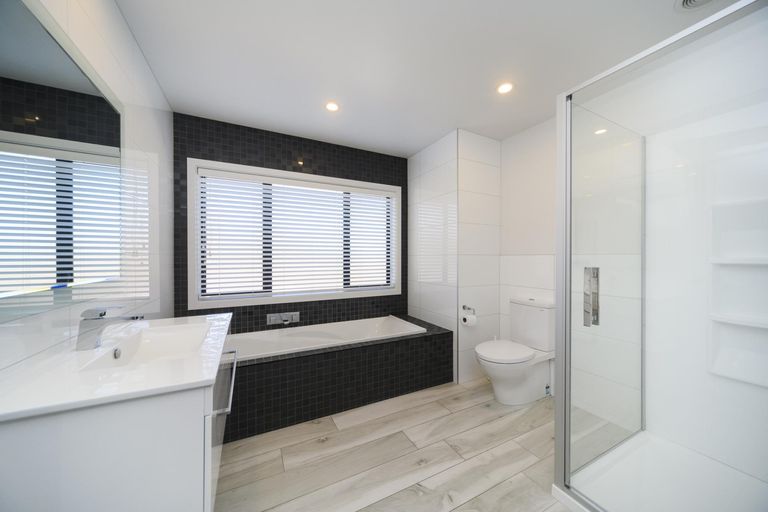 Photo of property in 26 Hanmer Place, Highbury, Palmerston North, 4412