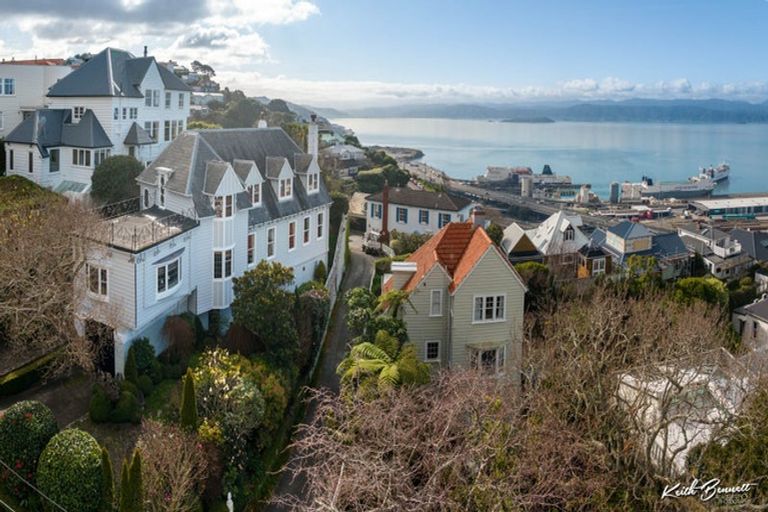 Photo of property in 24 Orchard Street, Wadestown, Wellington, 6012