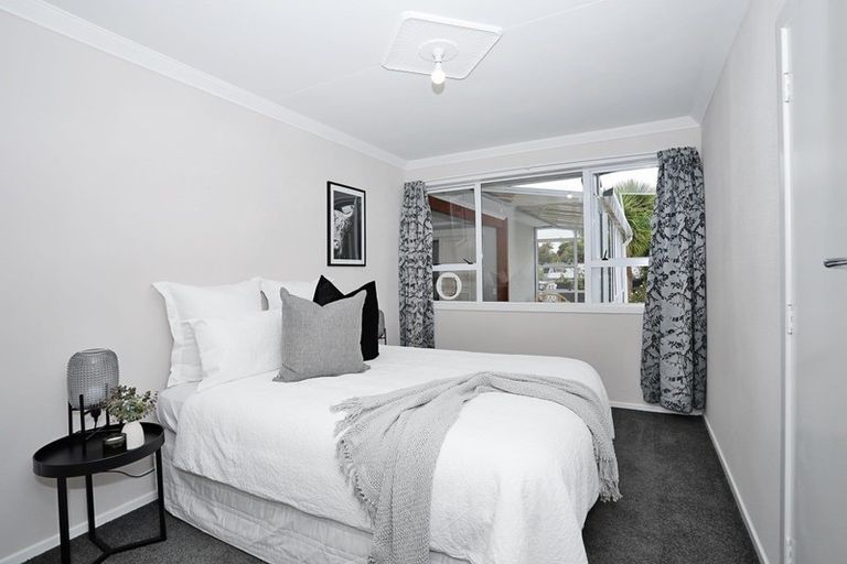 Photo of property in 52 Highfield Terrace, Newfield, Invercargill, 9812