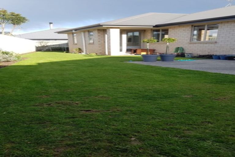 Photo of property in 26a Markham Way, Rolleston, 7614