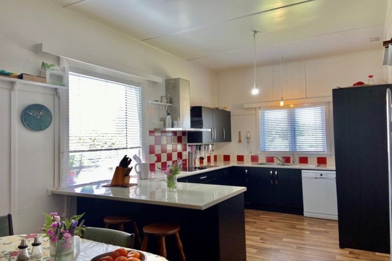 Photo of property in 263 Oxford Street, South Dunedin, Dunedin, 9012