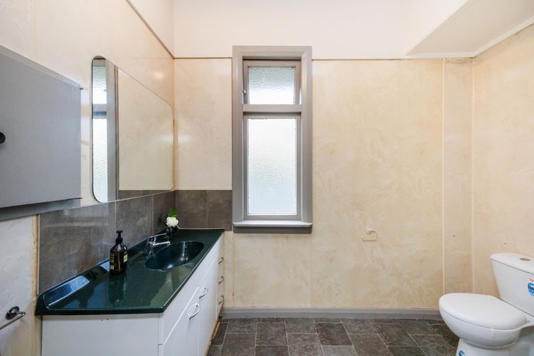 Photo of property in 22 Rongopai Street, Palmerston North, 4414