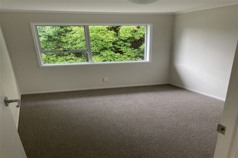 Photo of property in 1/35 Birman Close, Half Moon Bay, Auckland, 2012