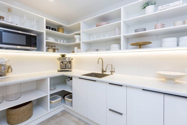 Photo of property in 20 Salisbury Crescent, Wallaceville, Upper Hutt, 5018