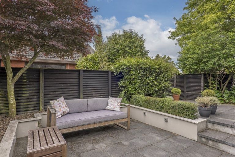 Photo of property in 1/6 Parr Place, Ilam, Christchurch, 8041