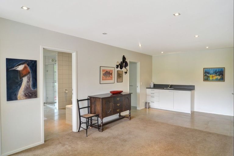 Photo of property in 43 Arrowtn-lke Hayes Road, Lake Hayes, Queenstown, 9371