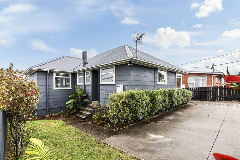 Photo of property in 56 Brois Street, Frankleigh Park, New Plymouth, 4310