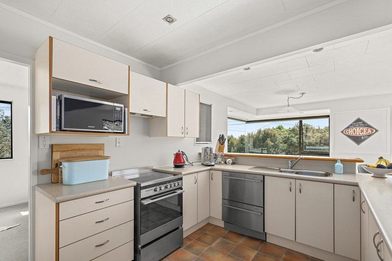 Photo of property in 69 Kauri Road, Whenuapai, Auckland, 0618