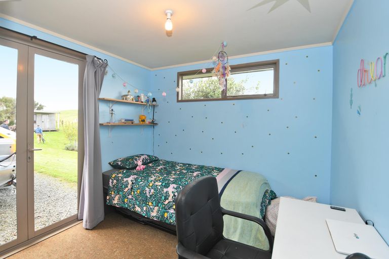 Photo of property in 301 Ranganui Road, Kaiwaka, 0573