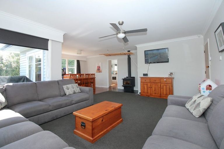 Photo of property in 14 Viscount Place, West End, Palmerston North, 4412