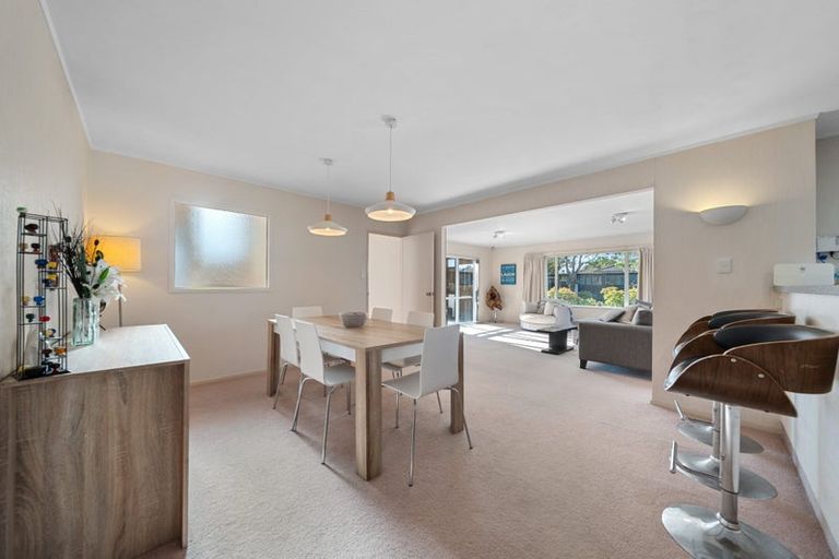 Photo of property in 1/7 Camden Place, Papatoetoe, Auckland, 2025